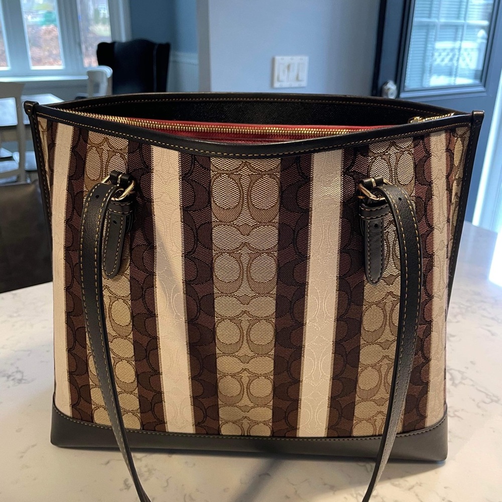 Coach tote